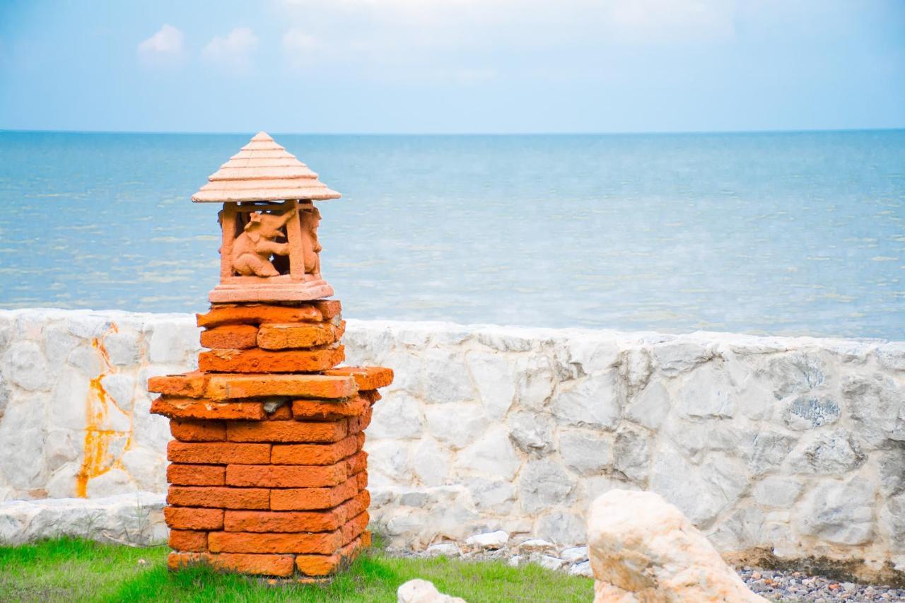 Sea Memories White Sand Beach Hotel Хуахін Екстер'єр фото